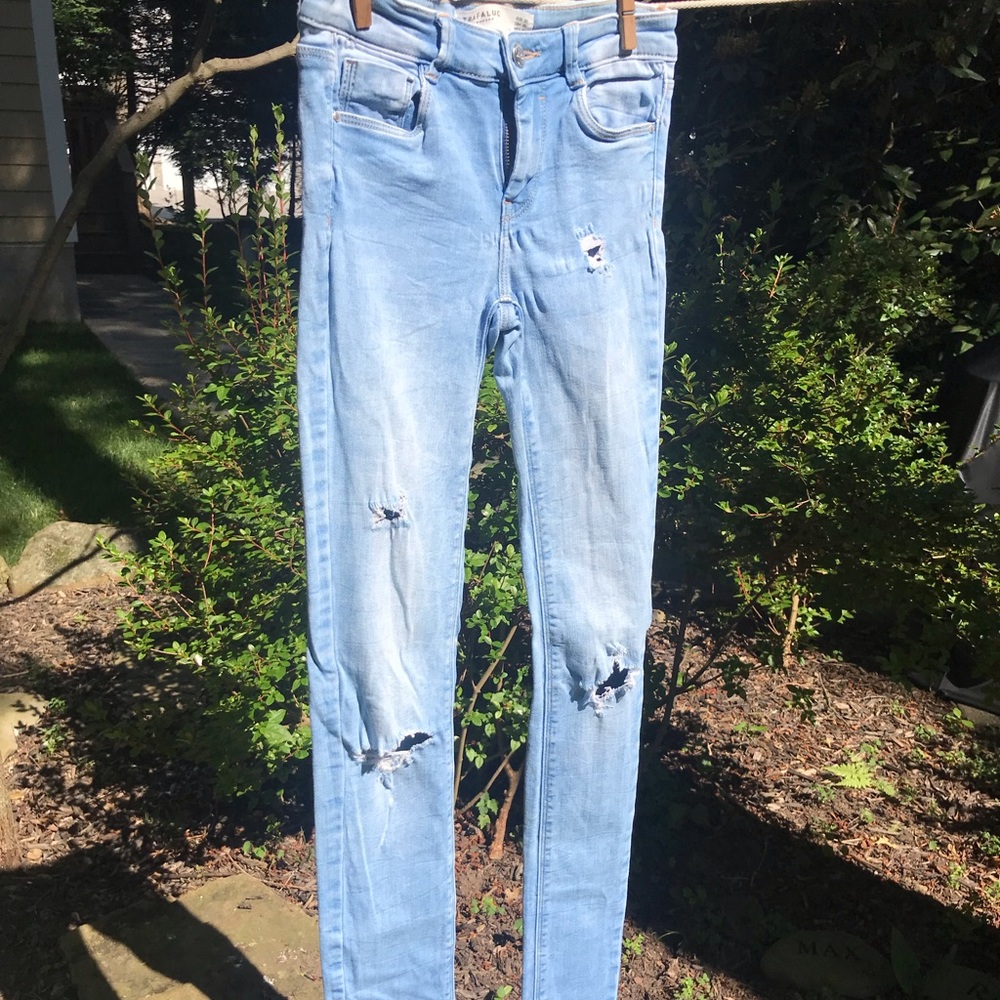 Light Wash Stretch Jeans